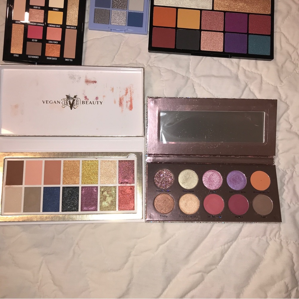 Eyeshadow bundle